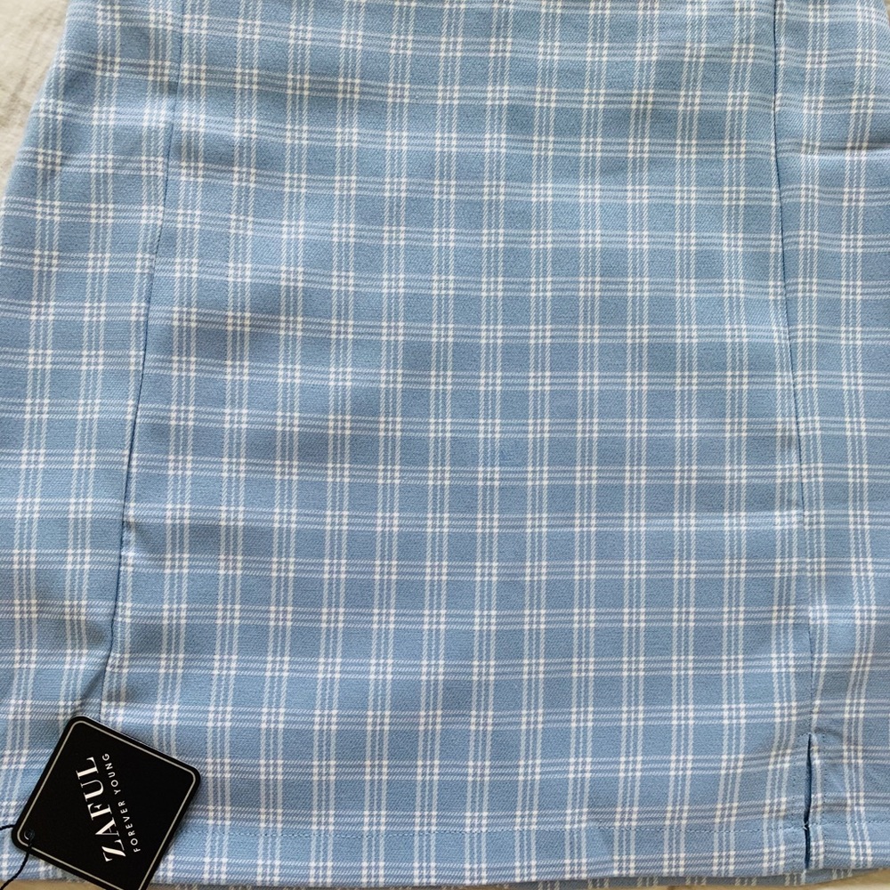 trendy plaid skirt